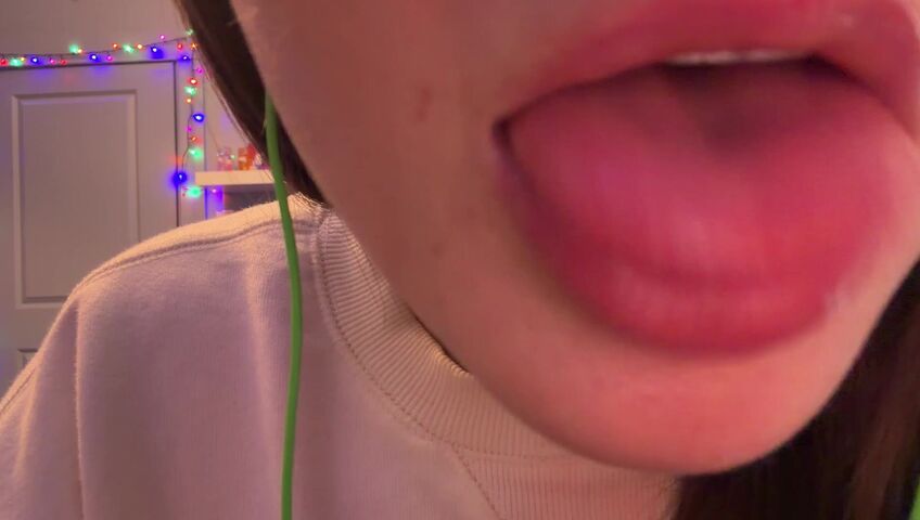 SleepySlugASMR - 1 March 2026 - ASMR 1 Hour of Lens Licking & Mic Licking