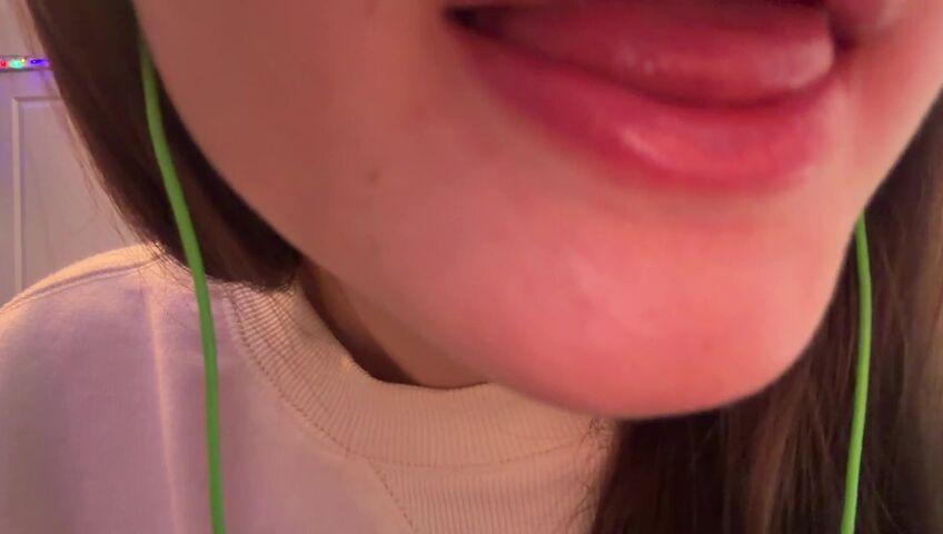 SleepySlugASMR - 1 March 2026 - ASMR 1 Hour of Lens Licking & Mic Licking