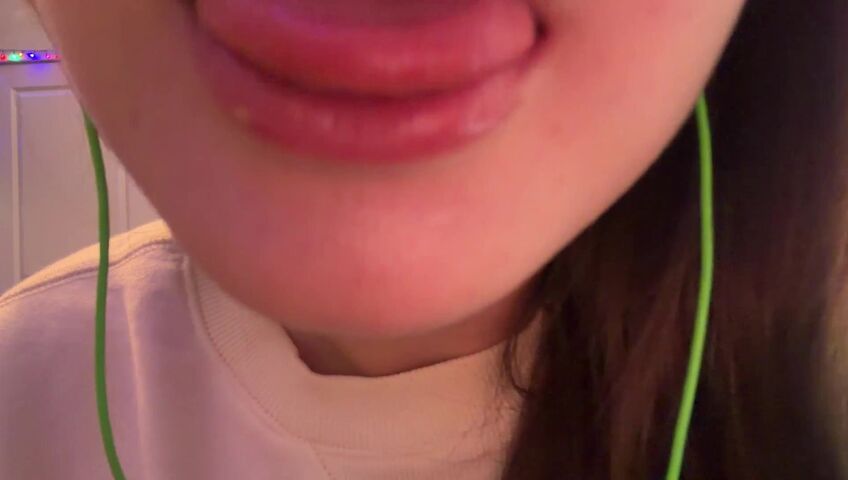 SleepySlugASMR - 1 March 2026 - ASMR 1 Hour of Lens Licking & Mic Licking