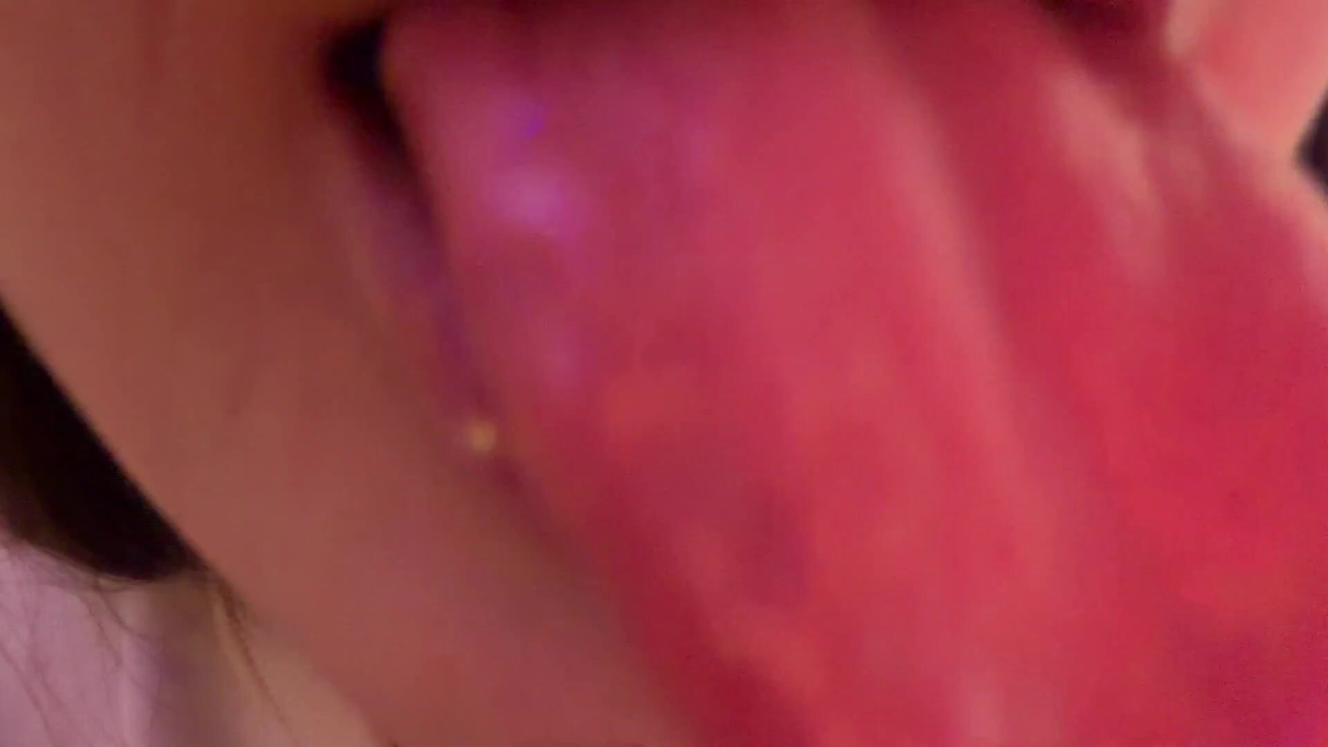 SleepySlugASMR - 1 March 2026 - ASMR 1 Hour of Lens Licking & Mic Licking