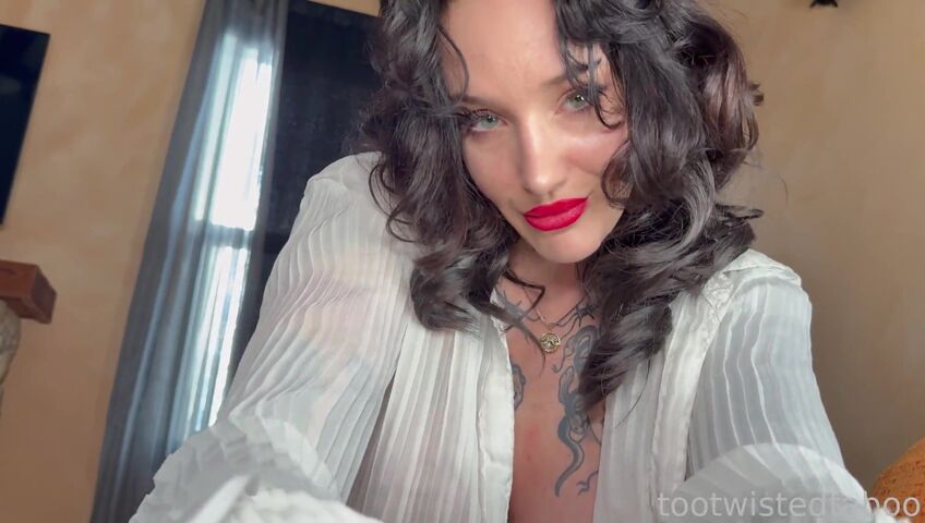 Tootwistedtaboo - Step Mommy Needs A Massage