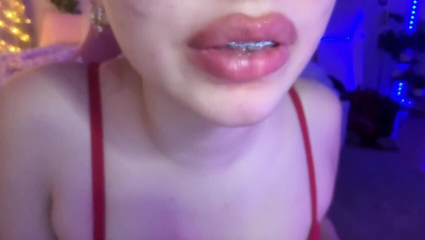 Wahonay ASMR - Lens Licking In Red Bra