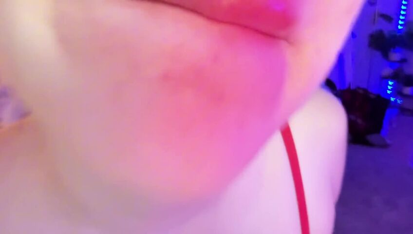 Wahonay ASMR - Lens Licking In Red Bra