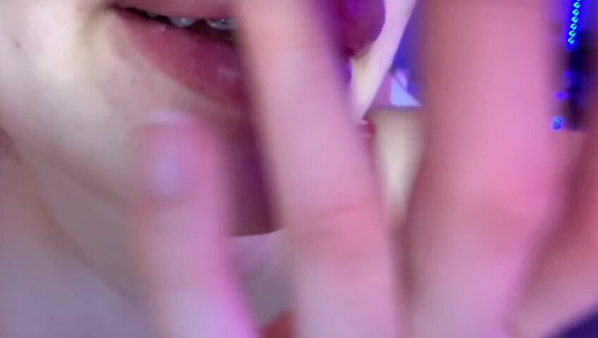 Wahonay ASMR - Lens Licking In Red Bra