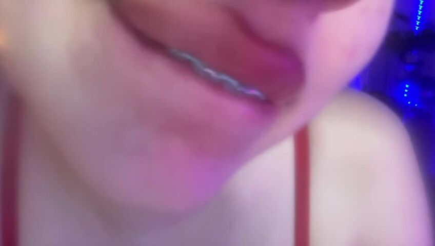 Wahonay ASMR - Lens Licking In Red Bra