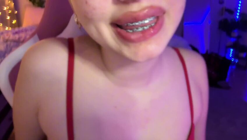 Wahonay ASMR - Lens Licking In Red Bra