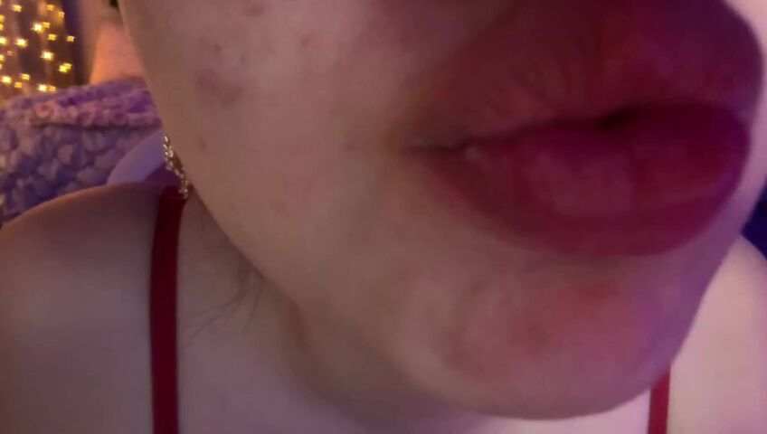 Wahonay ASMR - Lens Licking In Red Bra