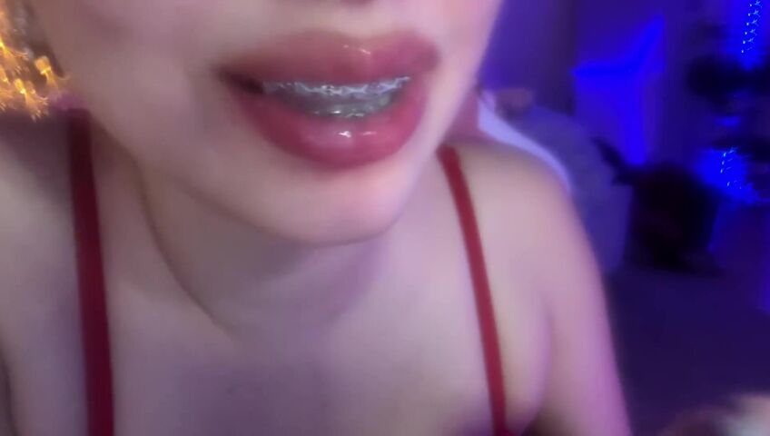 Wahonay ASMR - Lens Licking In Red Bra