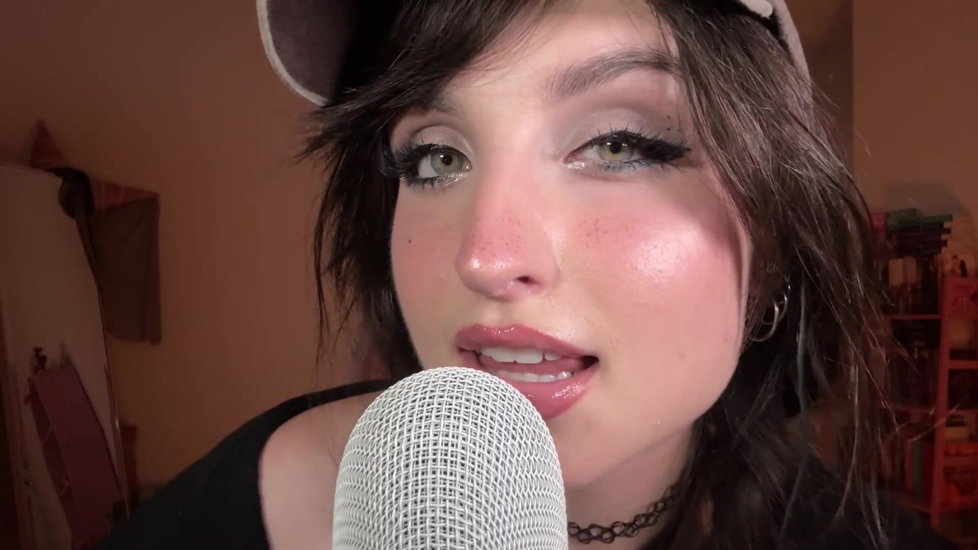 Beebee ASMR - FEBRUARY SAYING YOUR NAMES 2026 PATREON EXCLUSIVE