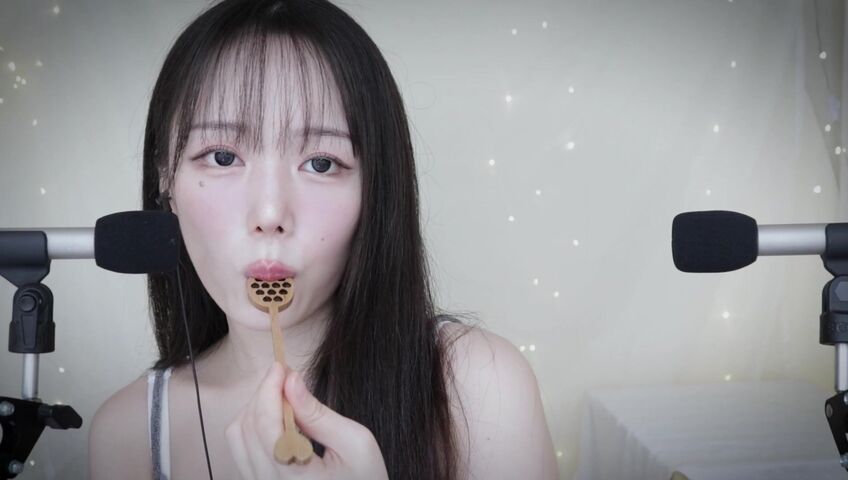 Jamonghae ASMR - 10 March 2026 - Eating You, Mouth Sounds 숟가락으로 뇸