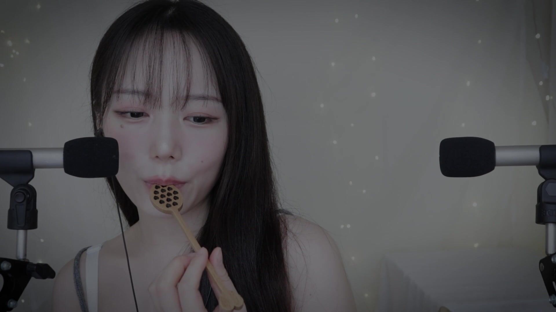 Jamonghae ASMR - 10 March 2026 - Eating You, Mouth Sounds 숟가락으로 뇸
