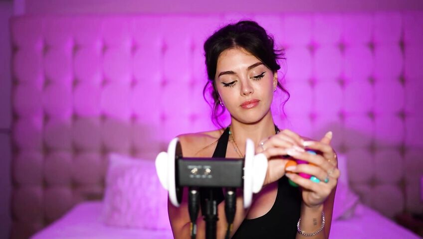 asmr blindfolded guess the trigger...