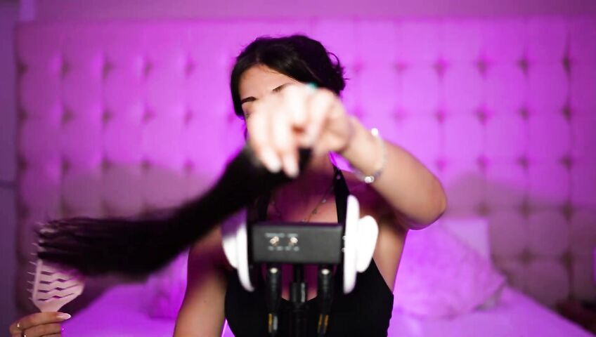 asmr blindfolded guess the trigger...