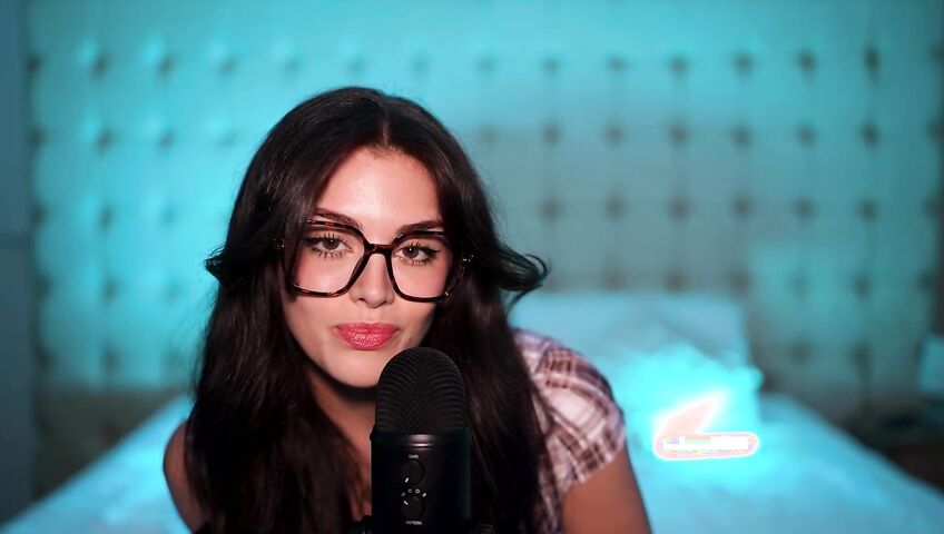 asmr general knowledge quiz... (each question gets harder)