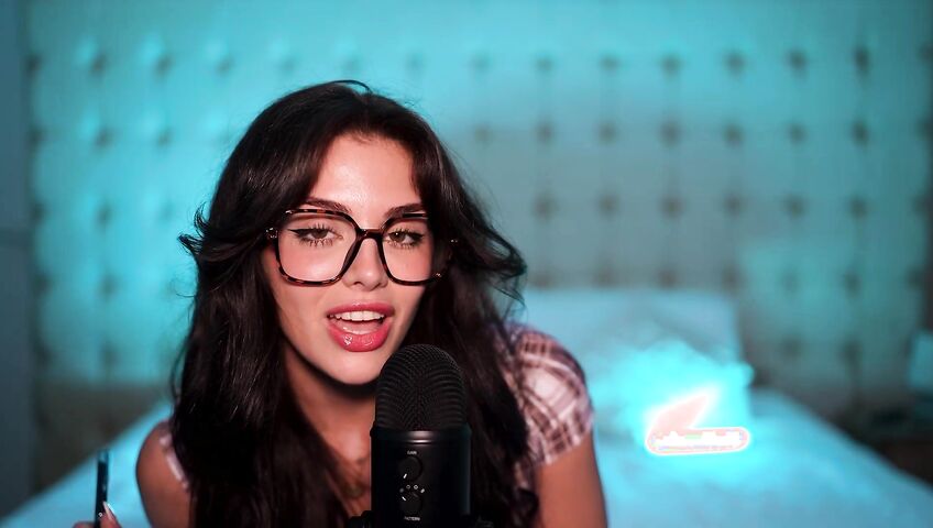 asmr general knowledge quiz... (each question gets harder)