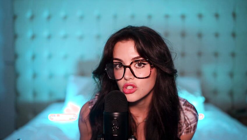 asmr general knowledge quiz... (each question gets harder)