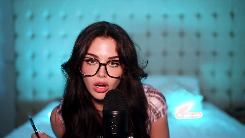 asmr general knowledge quiz... (each question gets harder)