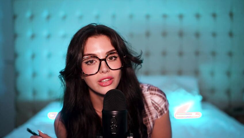 asmr general knowledge quiz... (each question gets harder)