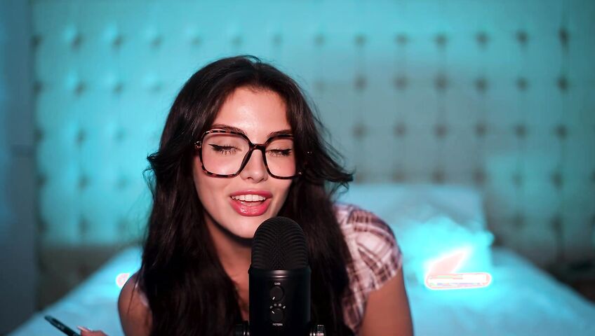 asmr general knowledge quiz... (each question gets harder)