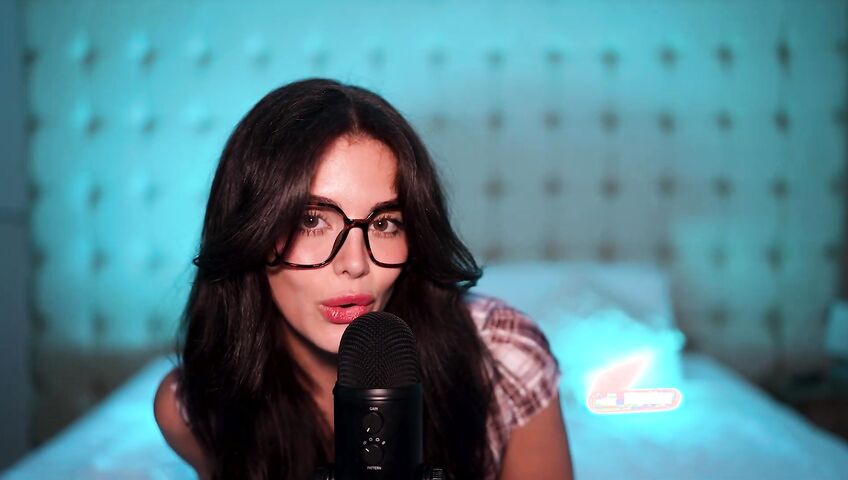 asmr general knowledge quiz... (each question gets harder)