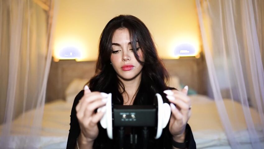 asmr girlfriend gives you an ear exam…