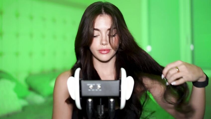 my first asmr video with the 3dio mic...