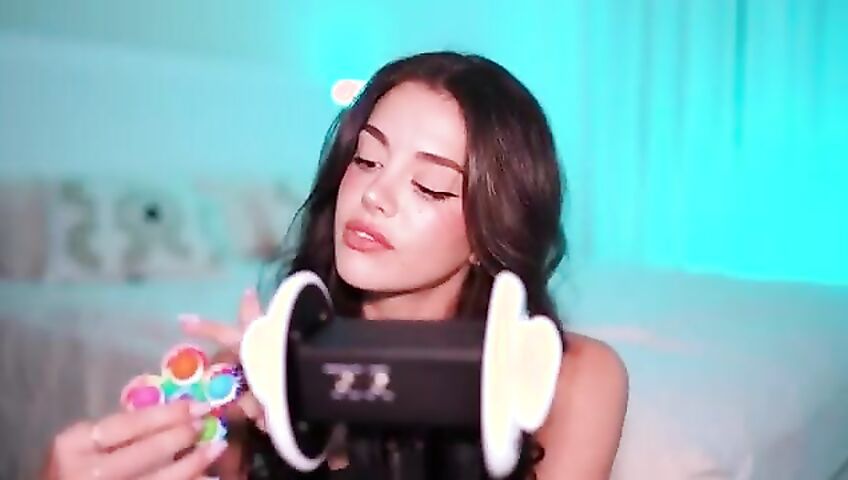 asmr triggers to help you fall asleep... (no talking)