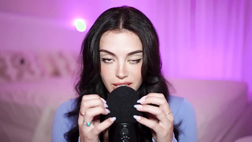 let me hypnotize you to sleep... (asmr)