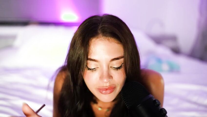 asmr triggers to help you sleep... (emily black)