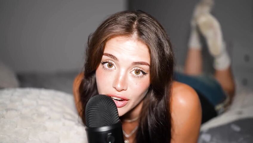 my first time trying asmr... (emily black)