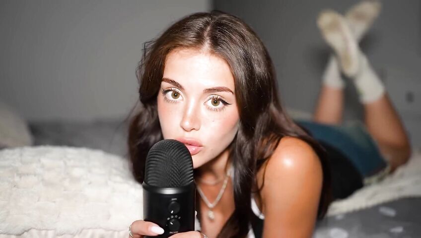 my first time trying asmr... (emily black)