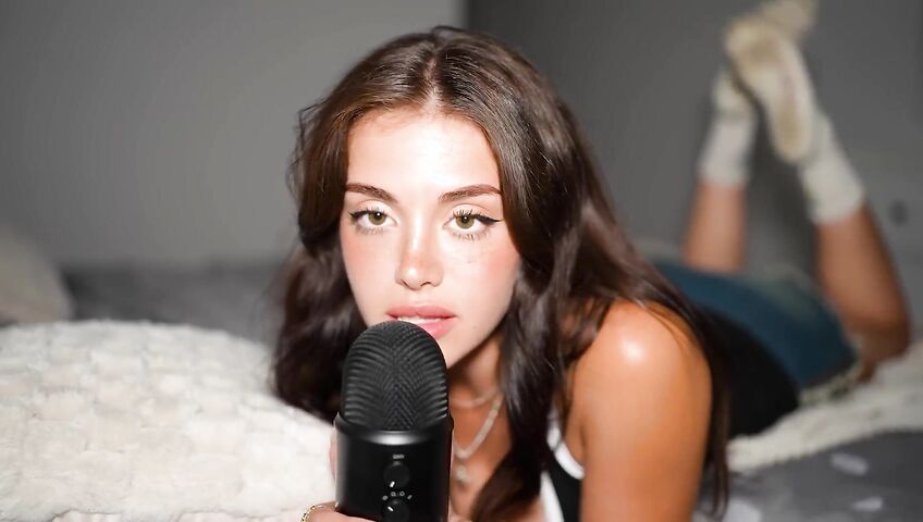 my first time trying asmr... (emily black)