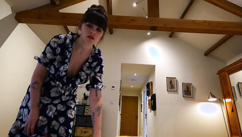 Sydney Harwin – Your Best Friends MILF