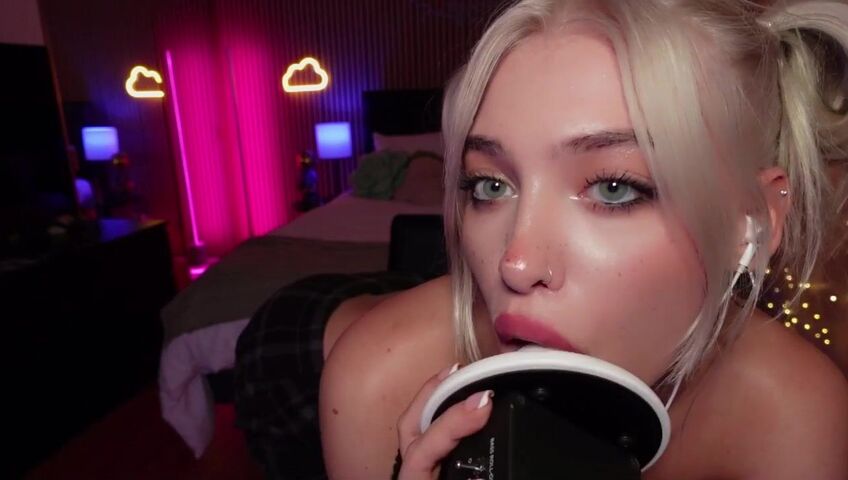 Ariesia ASMR - Space Buns | NSFW ASMR  Ear Licking & Mouth Sounds