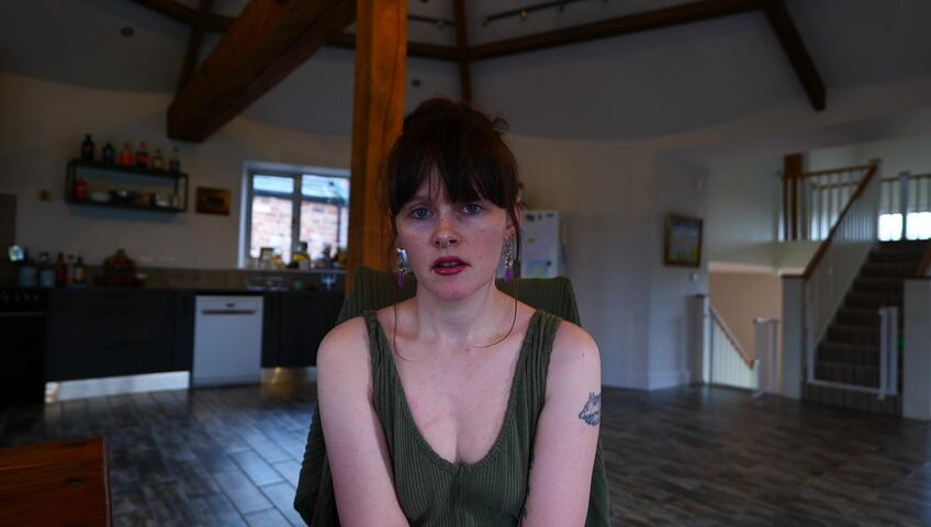 Sydney Harwin - PAPER PLANES