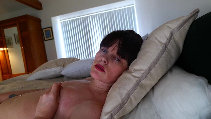 Sydney Harwin - PAPER PLANES