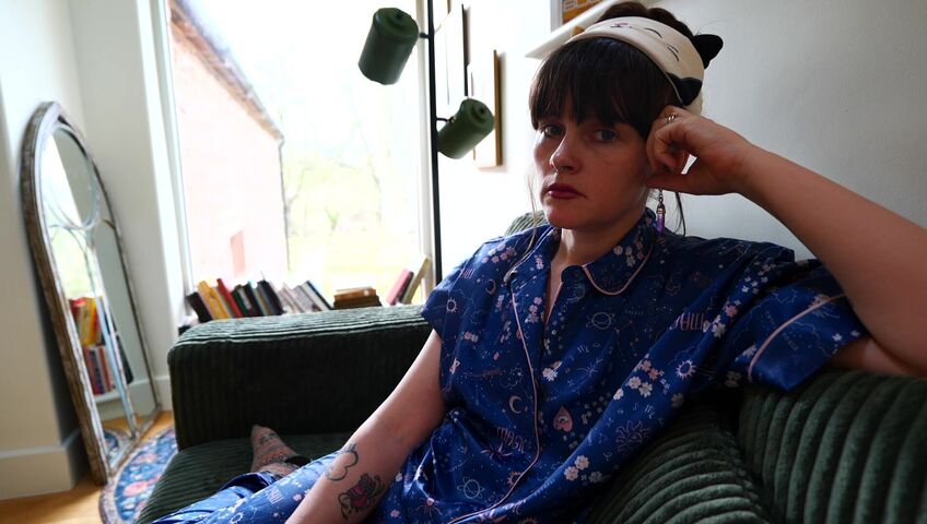 Sydney Harwin - PAPER PLANES