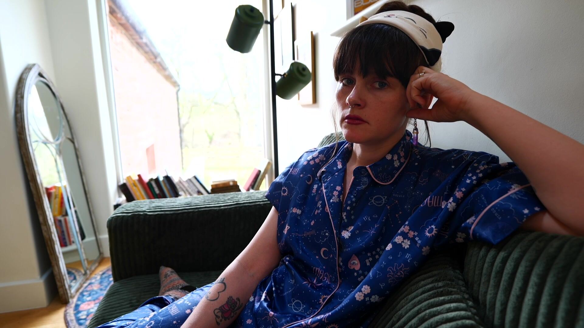 Sydney Harwin - PAPER PLANES