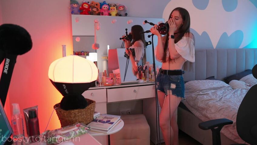 Tangerin ASMR - 11 March 2026 - Ear Licking (Standing ⧸ Slow ⧸ Flat ⧸ Close) & Eye Contact