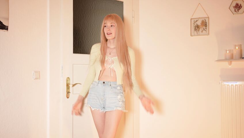 Emily ASMR - 4 ASMR Roleplays In 1 VIDEO (therapist, step sis, massage therapist, library crush)