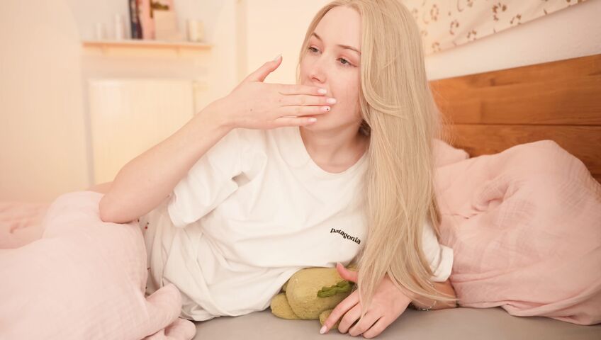 Emily ASMR - Wake Up With Me ASMR Roleplay