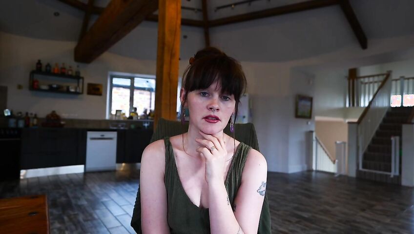 Sydney Harwin – Paper Planes