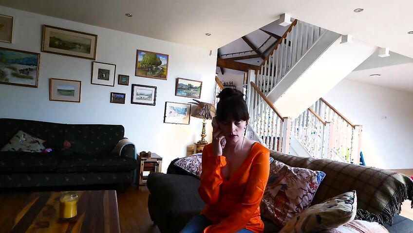 Sydney Harwin – Paper Planes