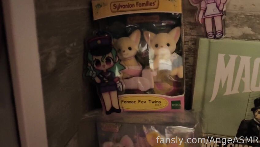 Ange ASMR - 10 March 2026 - Random objects around my room, Mirror taps, Fabric sounds, Lens Licking