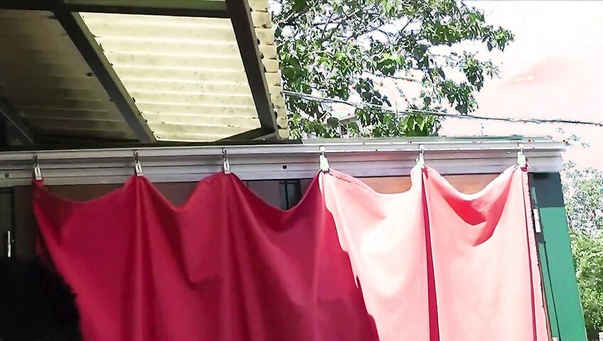 Amateurs - Cheap Garage Casting In Public