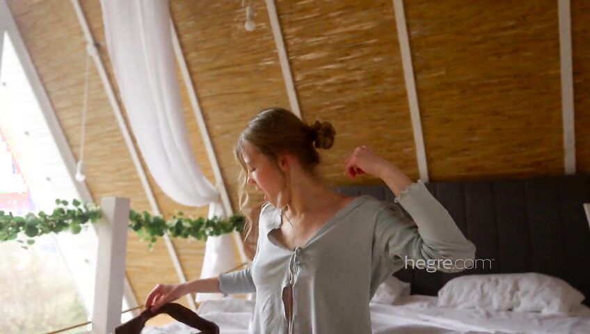 Hegre Valeriia Sexy Stretching