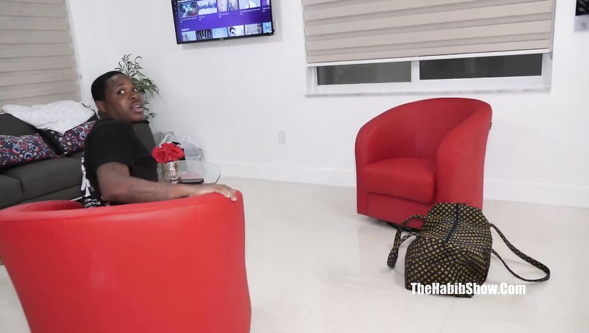 LOUIE SMALLS SLAUGHTERS ALYSSA MAXWELL