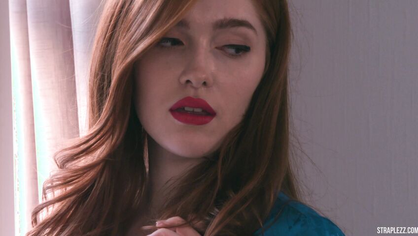 StraplessDildo - Lovely Jia Lissa Meets Mia