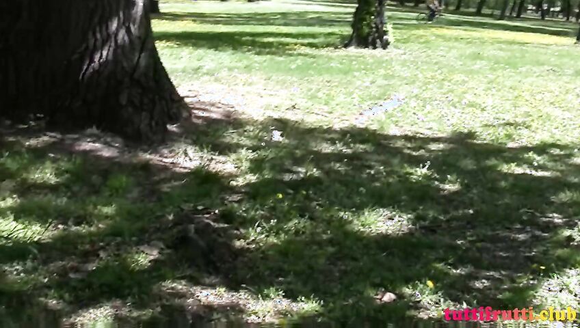 Tutti Frutti 2017 Hot Family picnic in Premium Video HD