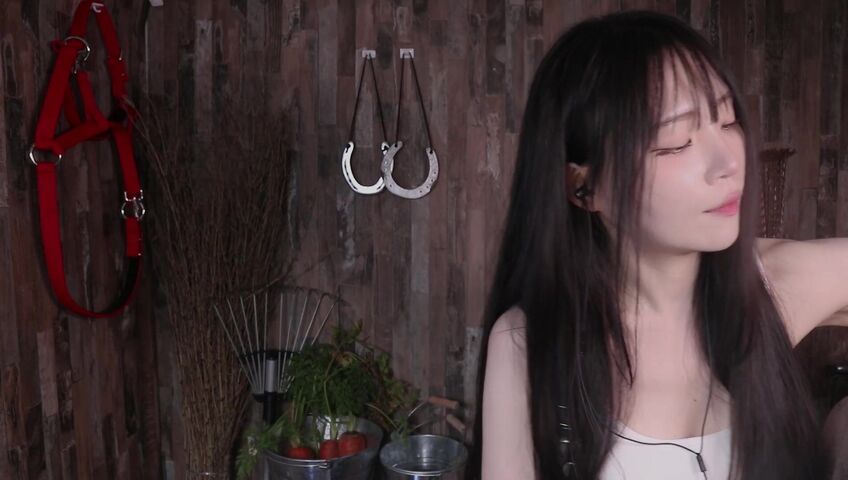 [ASMR]nara - 12 March 2026 - A Peaceful Stable Roleplay with Only the Sound of Brushing a Horse’s Coat​